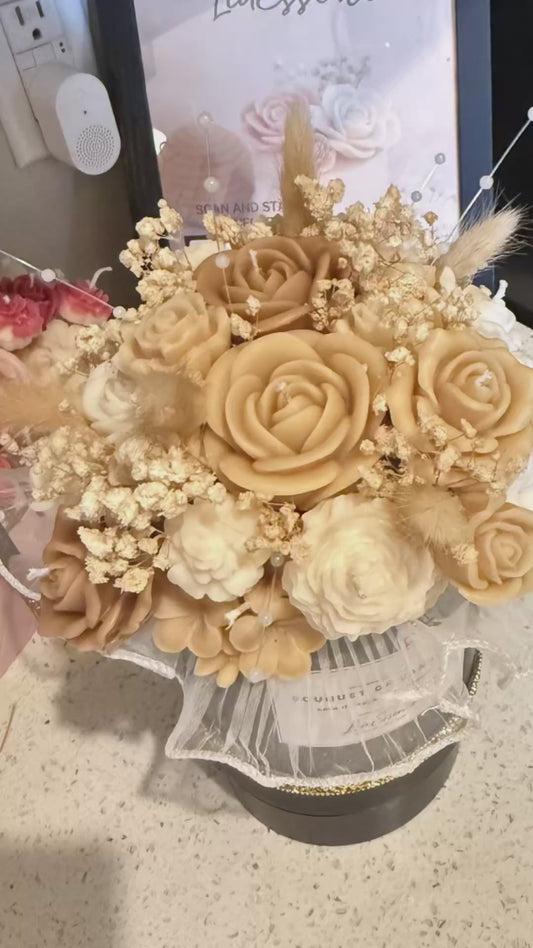 Bouquet rosas variadas.